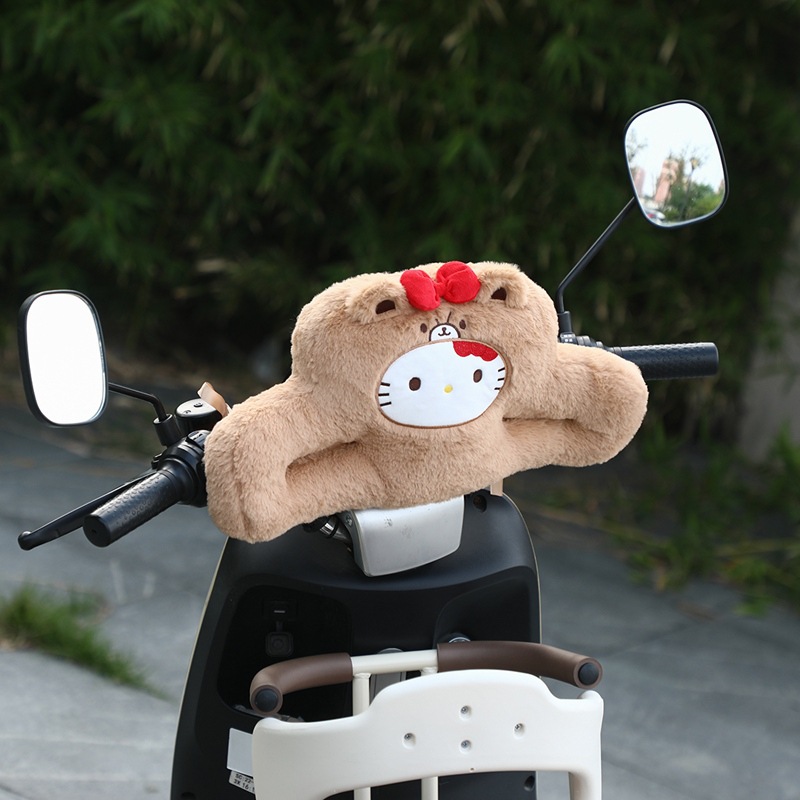 Cute Electric Vehicle Anti-Collision Pad, Child Seat Headrest Protection Pad, Electric Motorcycle Thickened Anti-Bump Pad Gadget