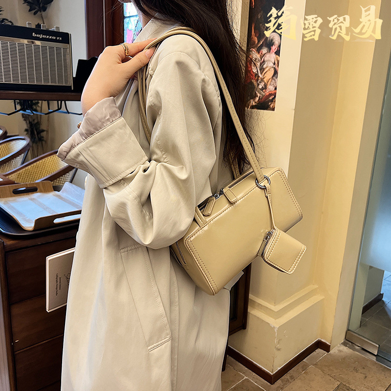 High-end Texture Retro Brown Small Bag Women's 2024 New Style All-match One-shoulder Underarm Bag Portable Small Square Bag
