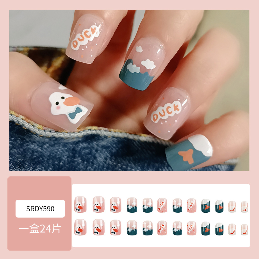 Cariñosa y dulce viento corto de uñas planas de dibujos animados pato blanco impresión para usar uñas 24 piezas pequeñas parches de uñas frescas