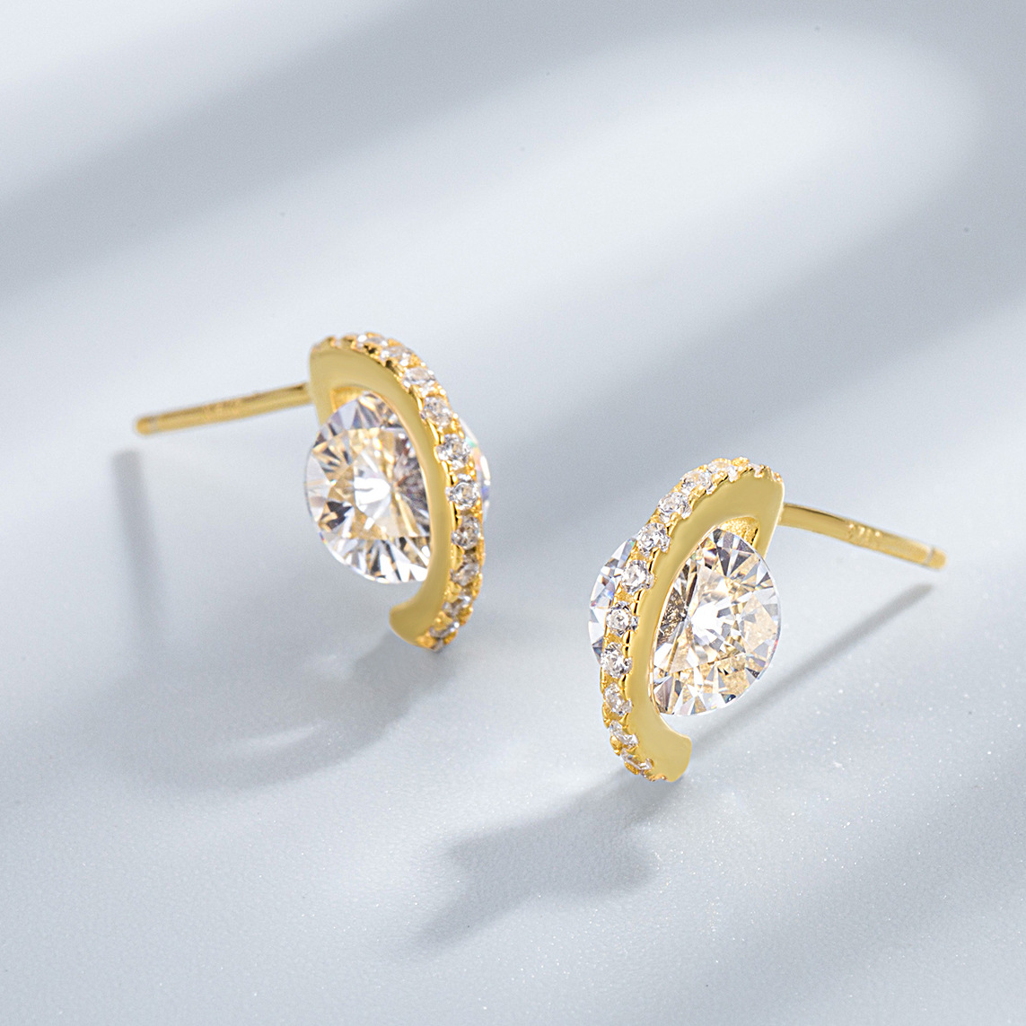 1 Pair Quantity Holiday, Banquet Occasion 925 Sterling Silver Material 1 Pair 925 Sterling Silver Zircon 925 Sterling Silver Earrings Geometric Ear Studs