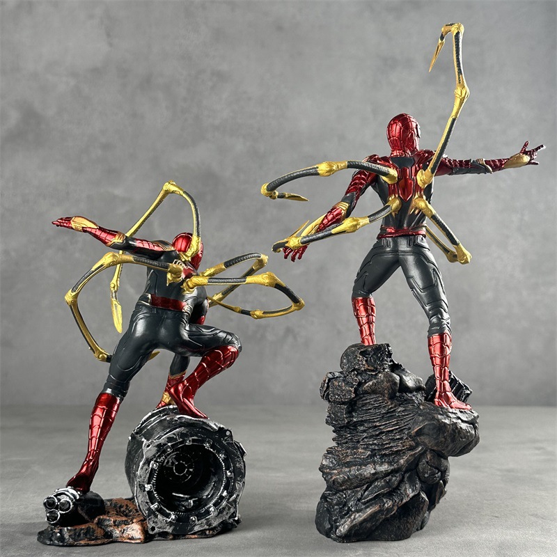 Vengadores Spider-Man League of Legends Infinite Shou War House Steel Spider Modelo de anime Adornos a mano al por mayor
