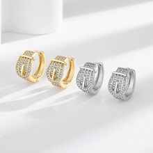 ���Q�¿�r��Ƥ�����~΢��ʯ����Ů�W�t���hINS�L���ٴ���Ů