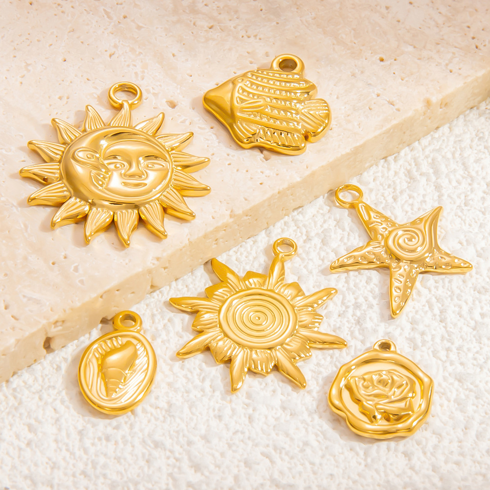 0.03µm-0.05µm Gold Plating Thickness 1 Piece 304 Stainless Steel PVD Coated Real Gold Plated Starfish Flower Butterfly Pendant DIY Ornament Accessories
