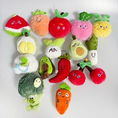創造的な野菜、面白い表現、玉ねぎ、生姜、ニンニク、果物、植物、ぬいぐるみペンダント、キーホルダー、クレーン人形、卸売