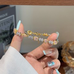 法式复古时尚精致不规则粉色方糖锆石手链轻奢小众高级感百搭手饰