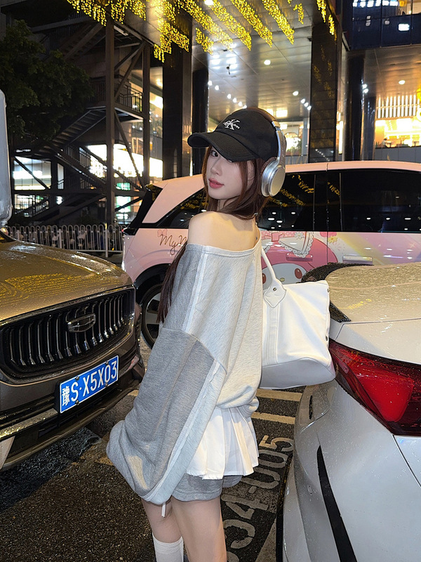 2025年灰色拼接斜肩卫衣初秋上衣+白色双层褶裙半身裙两件套装|undefined