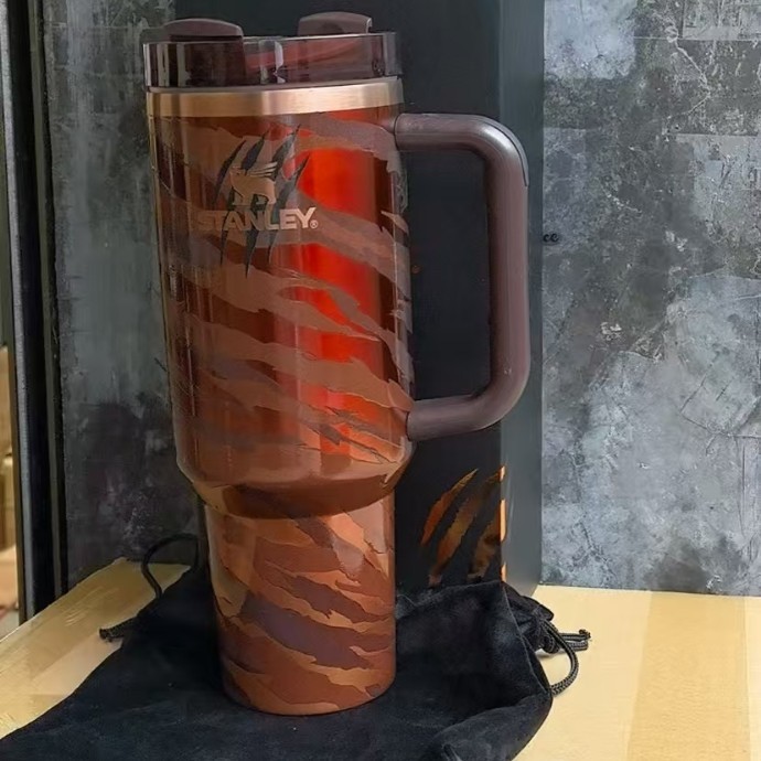 新品 スタンレー STANLEY 第2世代 40oz ハンドル ステンレス製 保温保冷カーカップ - 高品質ヘビーカップ|undefined