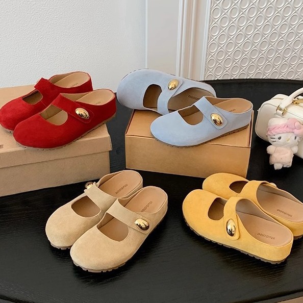 El nuevo estilo de verano de Grape Mom aumenta 5cm ~ Xiaojindou cabeza redonda suave linda Mary Jane suela gruesa media pantuflas mujer