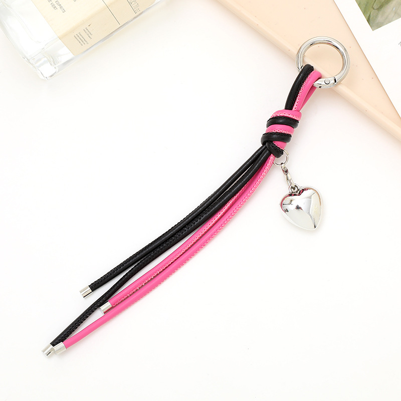 Nuevo tipo de cuerdas de cuero PU llavero colgante in bolsos de moda colgante cadena accesorios DIY tejido a mano