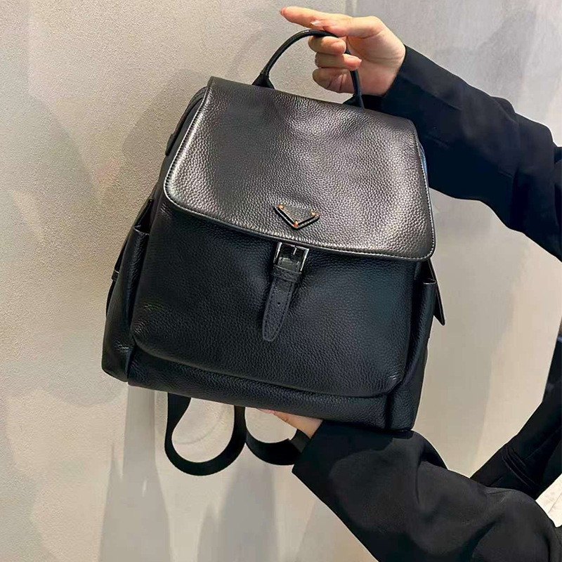 Anti-theft women's genuine leather backpack, top-grain cowhide travel backpack, college student backpack, direct from the manufacturer, available on international platforms