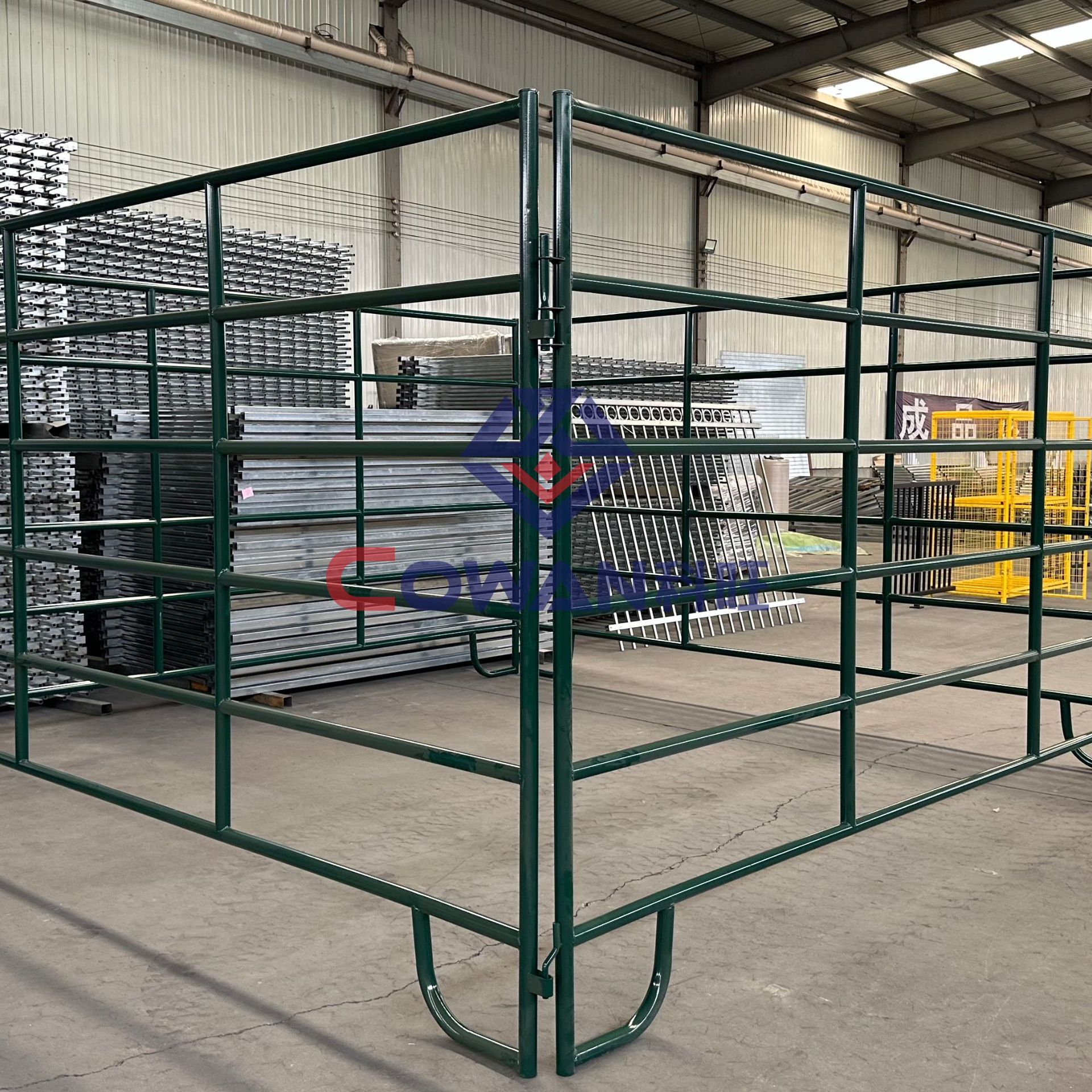 Cerca de caballo de tubo galvanizado, cerca de ganado de caballo, procesamiento de soldadura, fácil de mover, fácil de instalar, cerca de caballo de ganado, ovejas y caballos