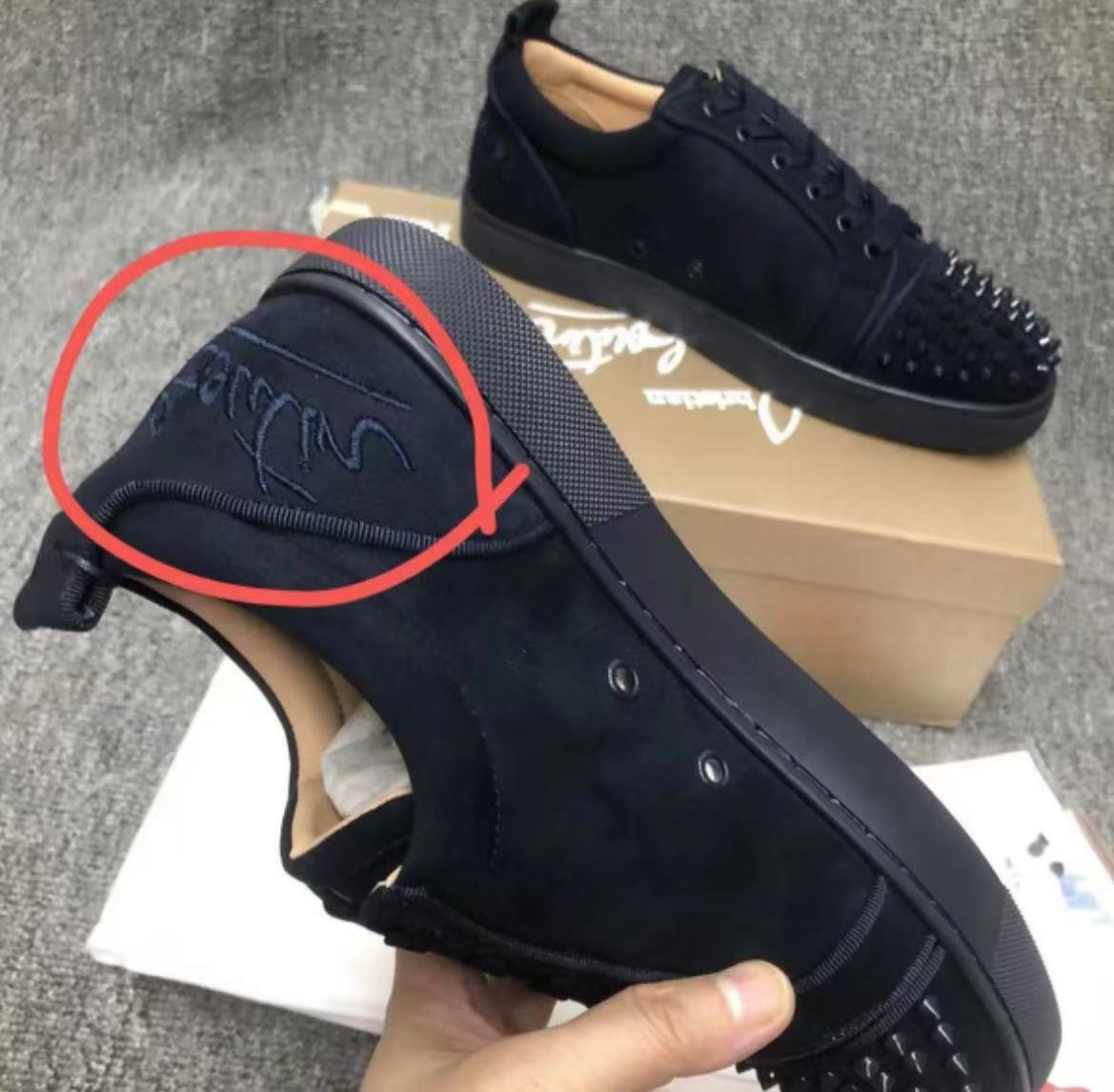 Nuevos zapatos de hombre bordados eléctricos de gamuz negro de correa baja tendencia de zapatos deportivos casuales de suela suave transpirable universal