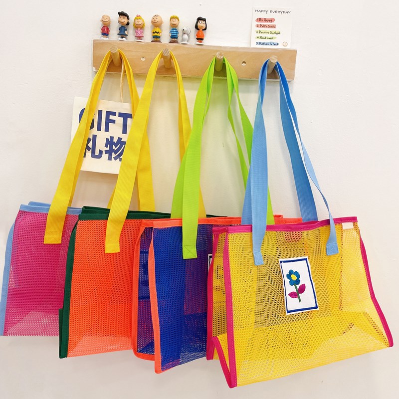 Bolsa de hombro coreana para niños y niñas, tela de moda, bolso de color extranjero para niños, 2025 nueva bolsa de playa de verano