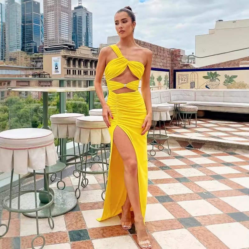 European and American Hot Girl Style Yellow Off-Shoulder Dress Sexy Seaside Vacation Travel Hollow-Out Pleated Slit Long Dress