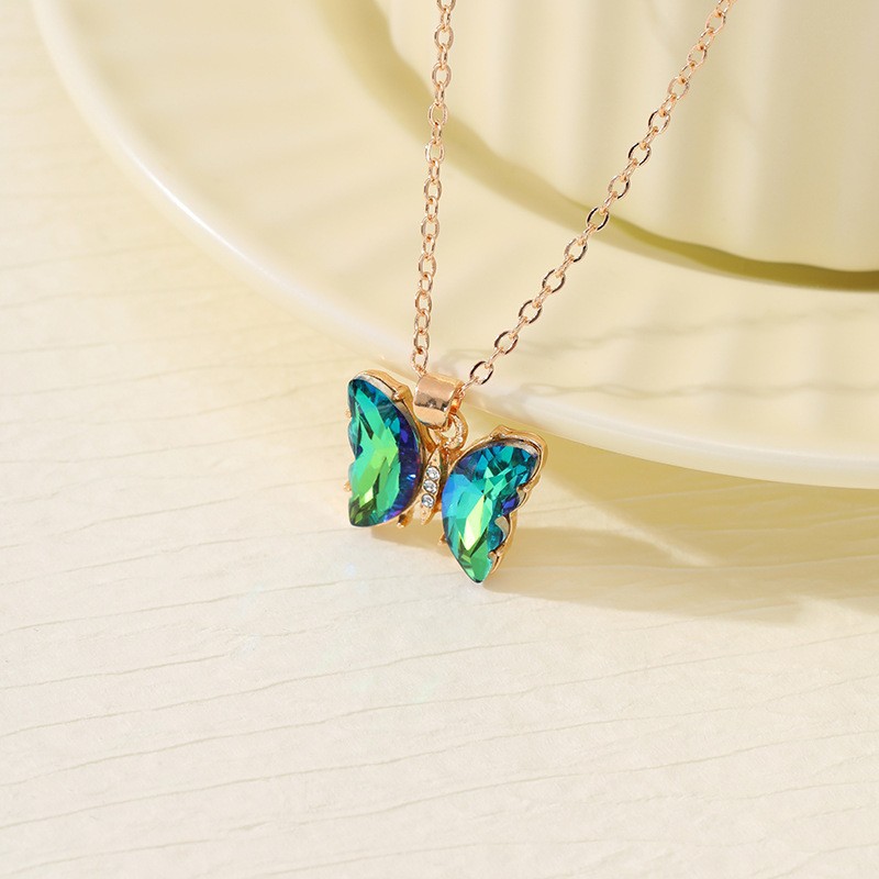 Ventas transfronterizas calientes coloridas 3 piezas de aretes collar anillo de moda europea y americana mariposa elegante collar de diamantes para mujeres image 19
