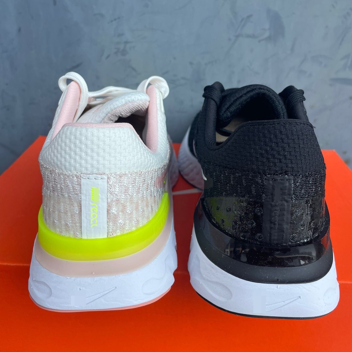 ReactInfinityRunfK3 zapatos de corrida para hombres y mujeres con amortiguación respirada