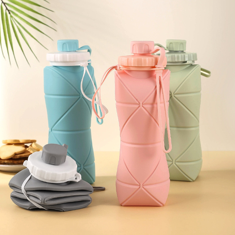 Taza de agua plegable de silicona taza de agua de deportes al aire libre retráctil portátil 600ml taza de agua de deportes al aire libre de viaje de gran capacidad