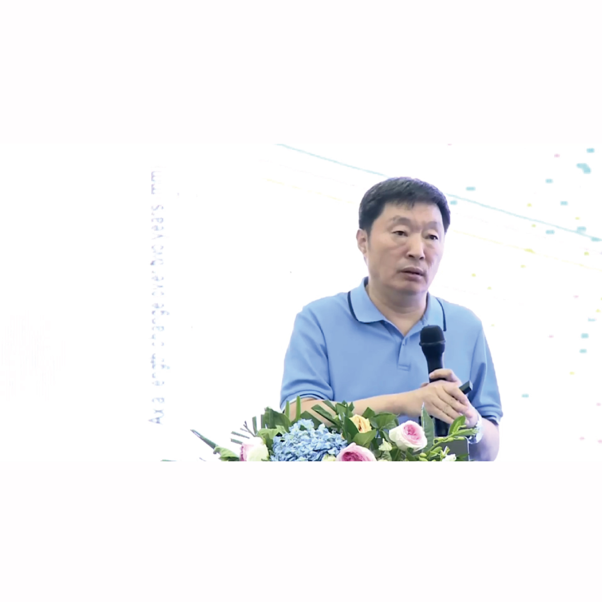 ��Ũ�Ȱ���Ʒ�ڽ��ӷ����е����ü�����Ӱ��