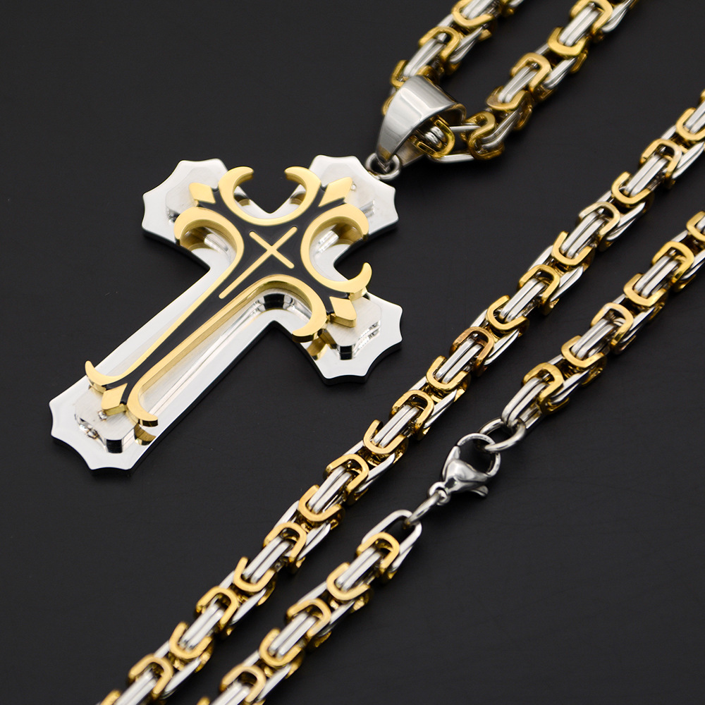 Suministro de comercio electrónico transfronterizo europeo y americano de doble capa de corrosión de aceite Cruz colgante collar de acero inoxidable de titanio de acero joyería de los hombres