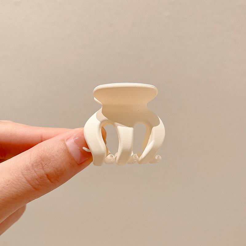 Clip de agarre de alta calidad 2025 nuevo clip para el cabello de alta gama clip para el cabello horquilla grande en la parte posterior de la cabeza clip de tiburón tocado femenino