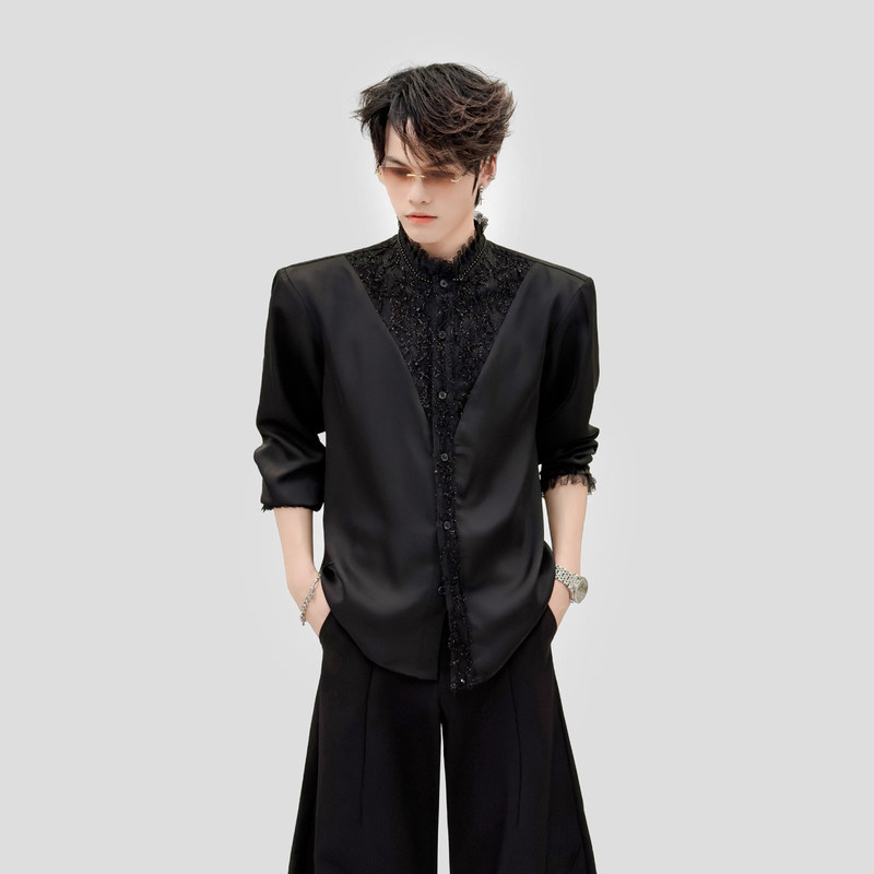 Korean-Style Light Luxury Lace Patchwork Satin Padded Shoulder Shirt for Men with Ruffled Stand-Up Collar and Shiny Drapey Long Sleeves Korean-Style Light Luxury Lace Patchwork Satin Padded Shoulder Shirt for Men with Ruffled Stand-Up Collar and Shiny Drapey Long Sleeves