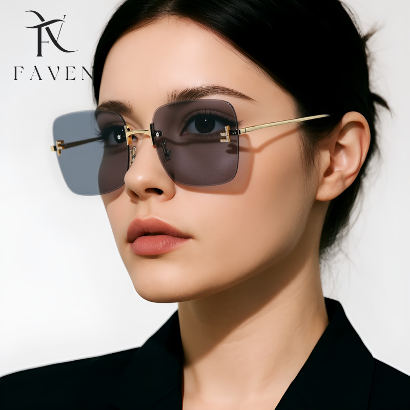 25 New Cross-Border Metal Rimless Sunglasses European and American Trendyy Glasses Letter F Diamond Square Large Frame Sunglasses for Women