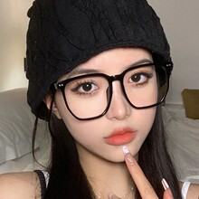�ڿ���Դ���޶�������ƽ�⾵�г�����������۾����Ů�������