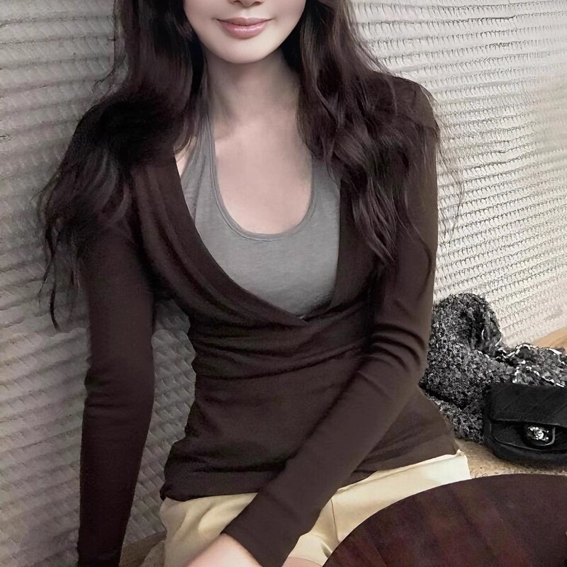2025新款小众背心女辣妹修身V领长袖撞色挂脖修身t恤女假两件|undefined
