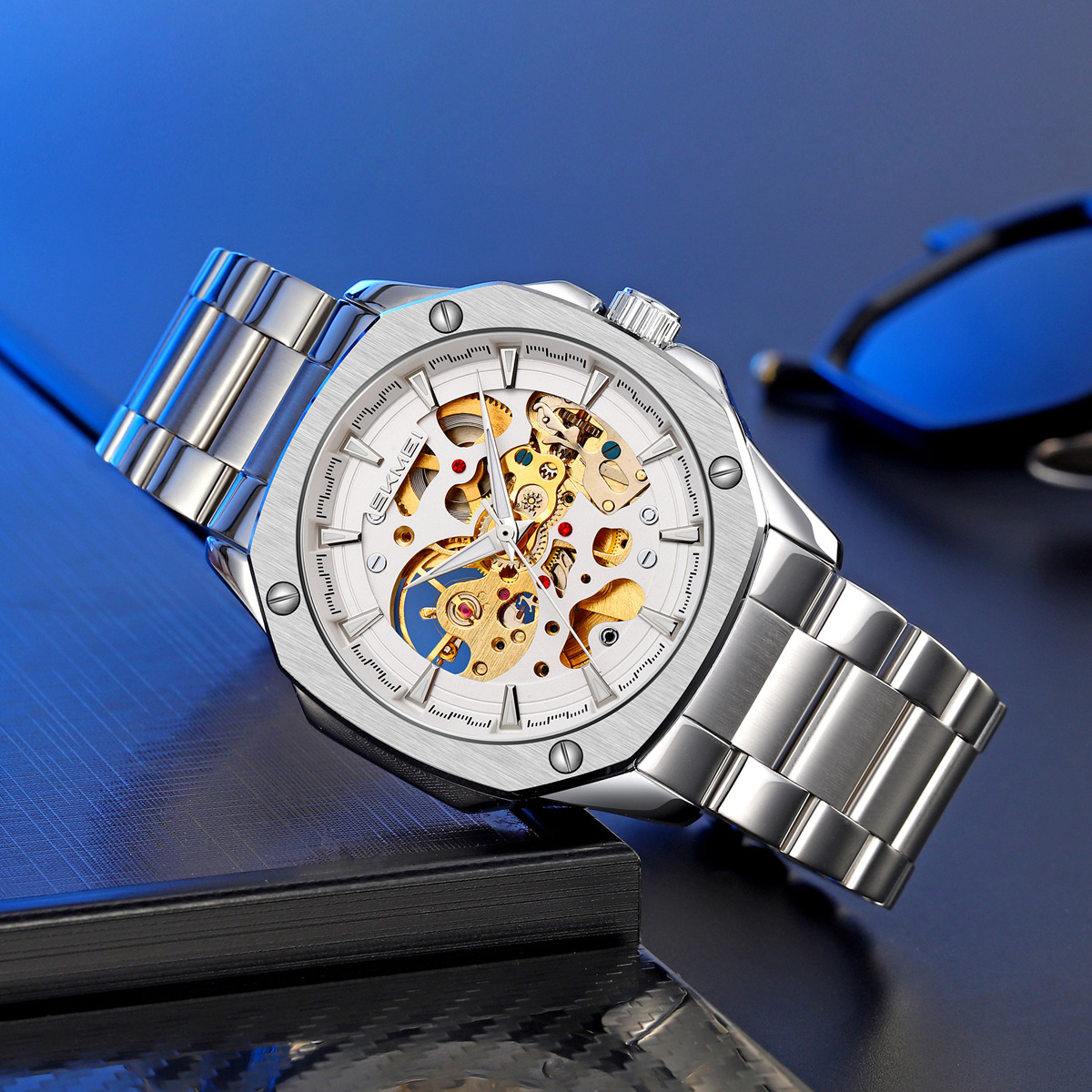 Momento de relojes mecánicos automáticos huecos de ocho ángulos de acero sólido impermeable relojes de hombre comercio exterior al por mayor personalizados