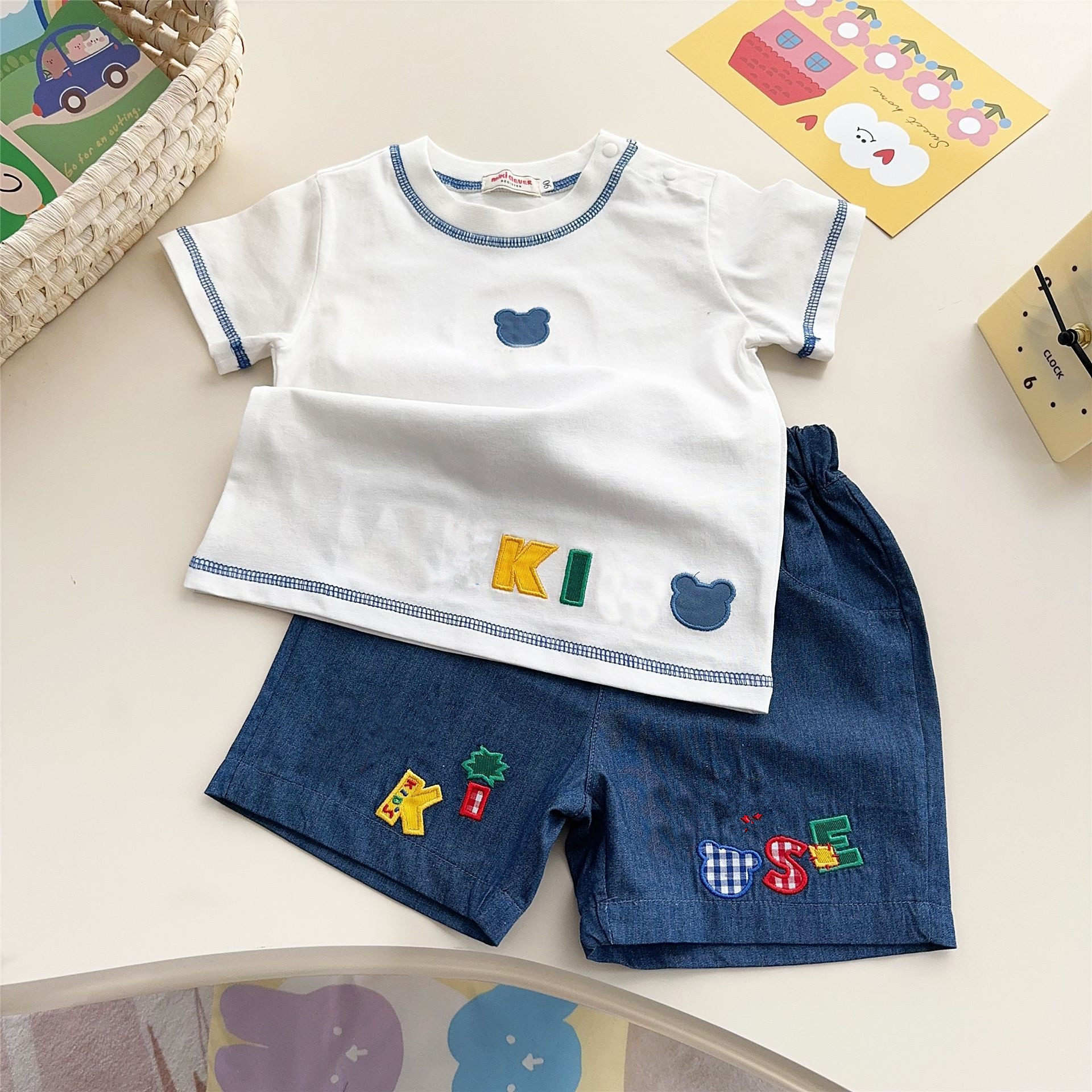 Children's Letter Short-sleeved suit Hair 25 Summer New Boys and Girls Cartoon Bear Short-sleeved Children's suit 7057