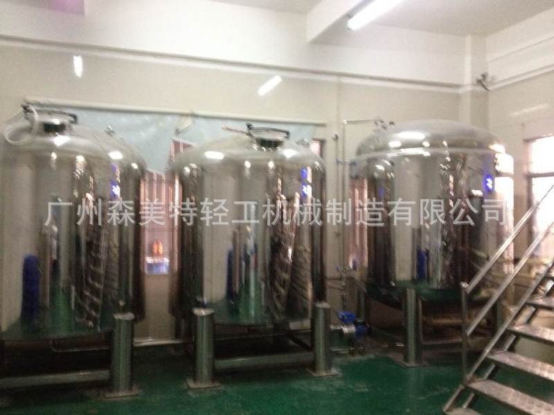 2吨耐酸碱储罐 2吨食品级储罐 立式圆形化工储罐 单层储罐