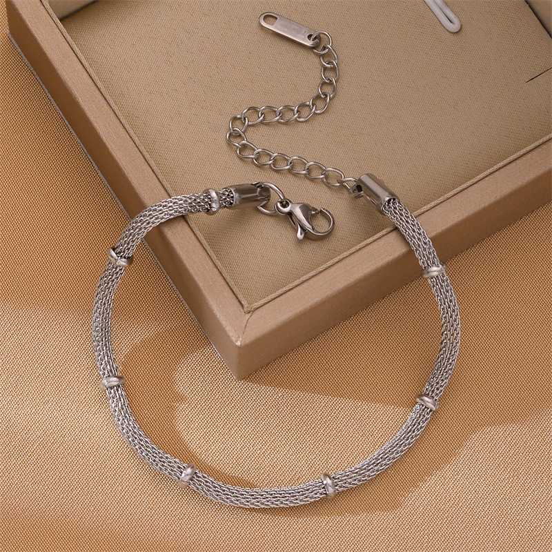 Corea del Sur Dongdaemun moda pulsera de acero de titanio nicho mujer diseño de acero inoxidable sensación de alta calidad joyas de pulsera transfronteriza universal