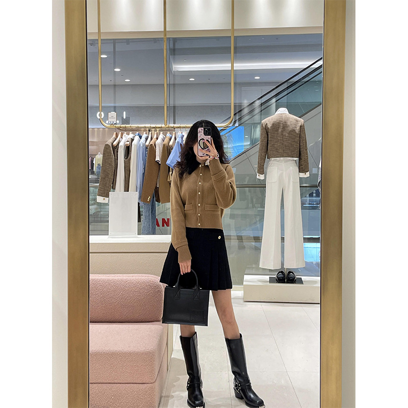 英杰2024S家早秋新款法式气质拼接翻领单排扣针织开衫外套240218