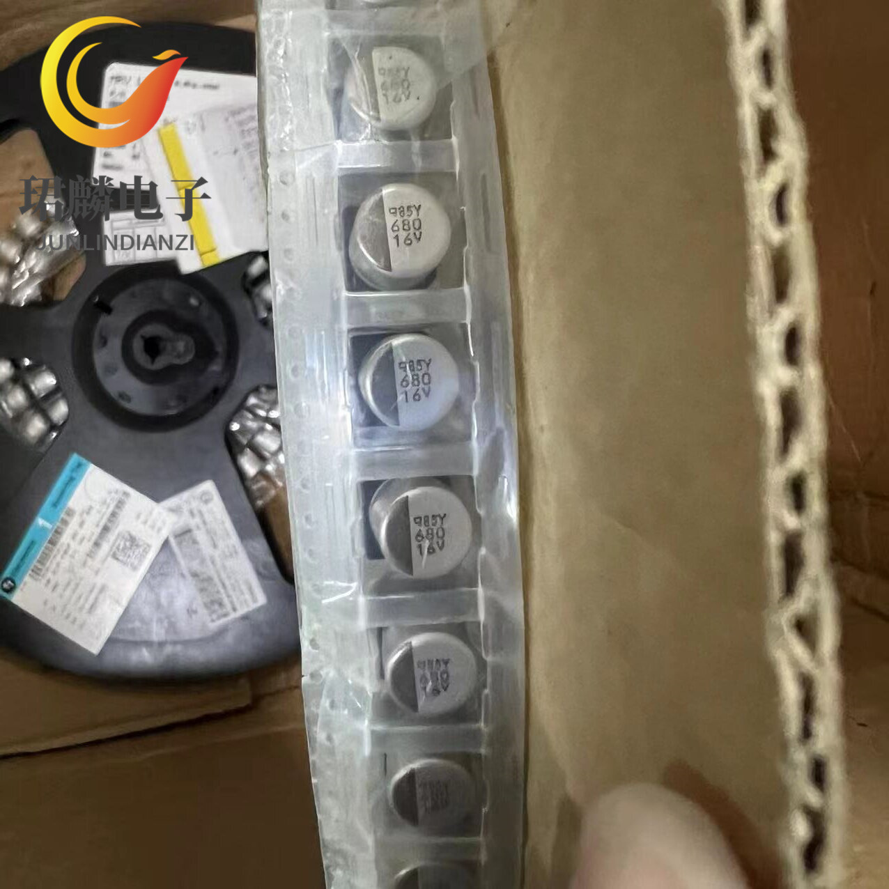 16V680UF 黑金刚电容 EMVY160ARA681MJA0G 原装现货 可直拍