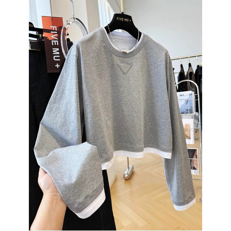 【Plus Size Girl】Korean style faux two-piece long-sleeve t-shirt for women, early autumn, loose fit, slimming, concealing body flaws, stylish short top