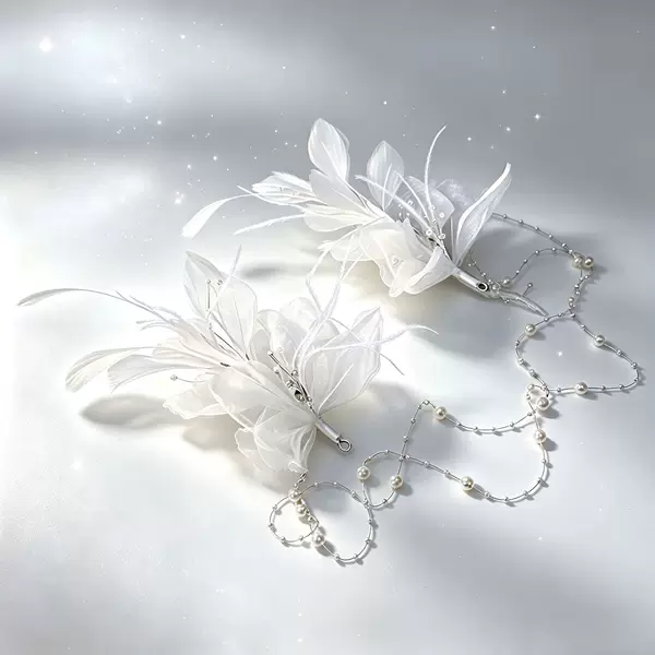 Korean-style feather headpiece, youthful and adorable, perfect for wedding hairstyles, princess-style, ethereal, and ideal as bridal headwear and accessories