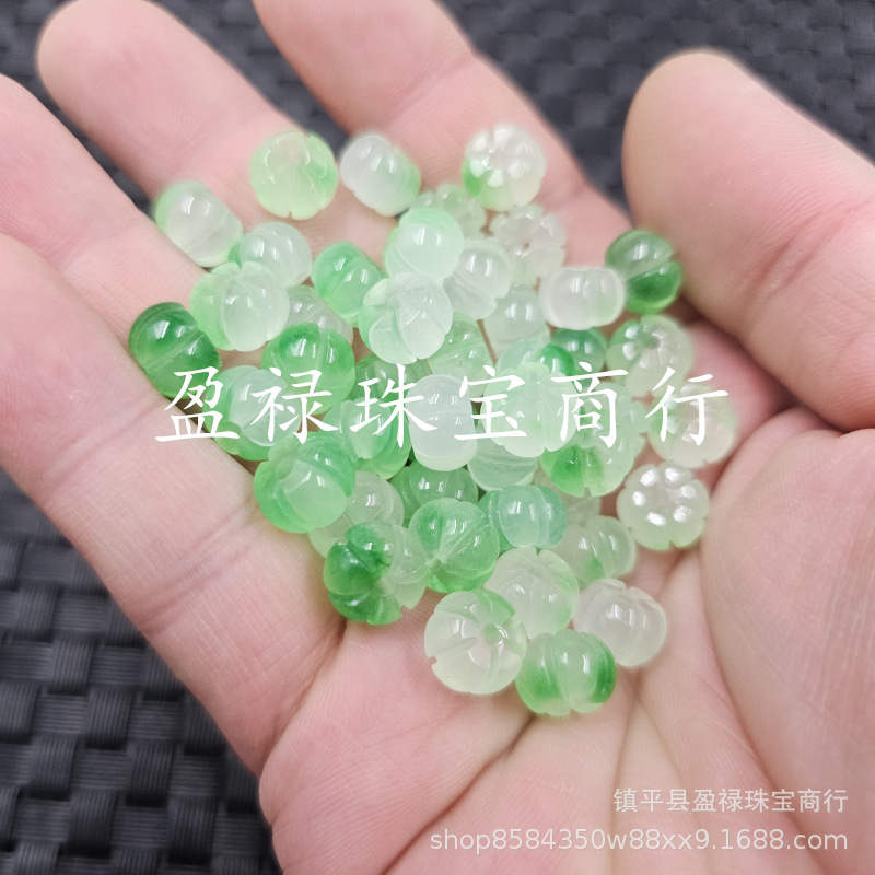 No. 14 Green Flower Pumpkin Beads