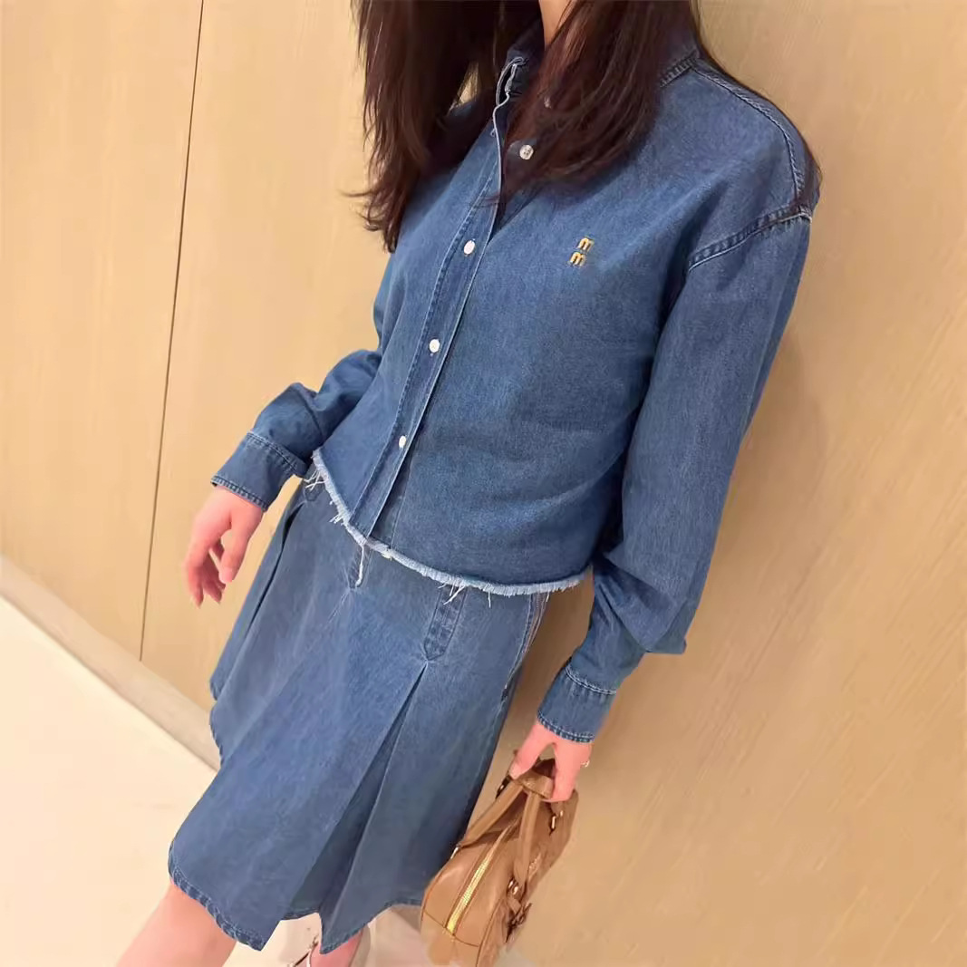 Autumn fashionable denim retro skirt