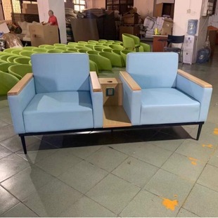 Hospital Lobby Waiting Sofa Station Airport Classy Waiting Row Chair with Armrests and Coffee Table Steel Frame Western Leather Soft Bag