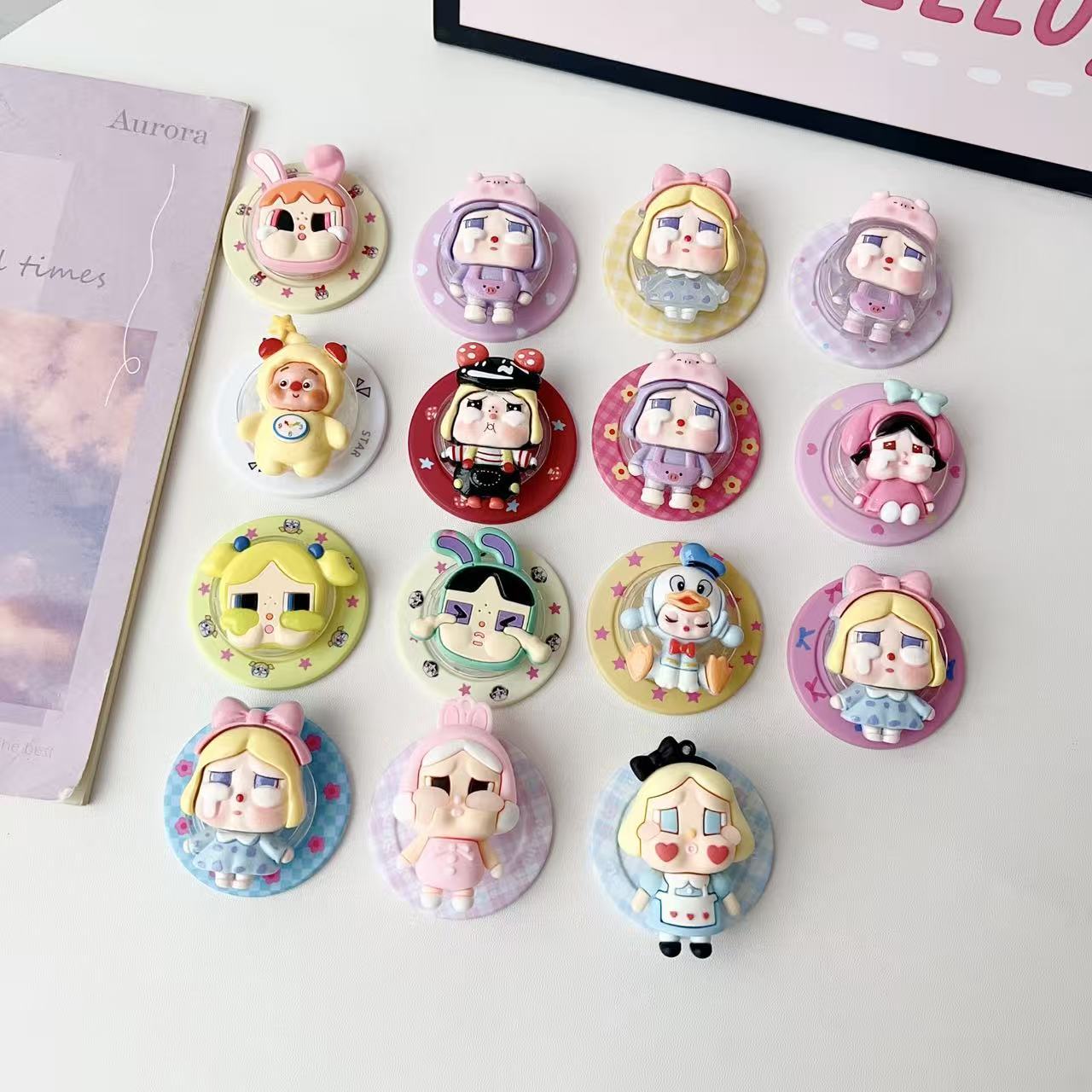 Three-Dimensional Doll Yellow-Haired Crying Baby Cake Magnetic Holder Suitable for Magsafe Strong Adsorption Desktop