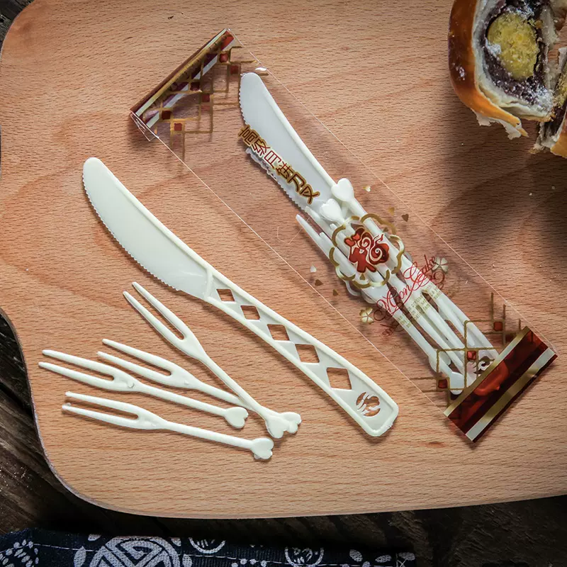 中秋月饼一次性刀叉牙色塑料水果盘刀叉一刀4叉月饼礼盒搭配套装