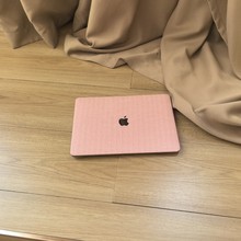 适用Macbook苹果笔记本保护壳草席纹M2外壳air/pro13 /14寸炫彩贴