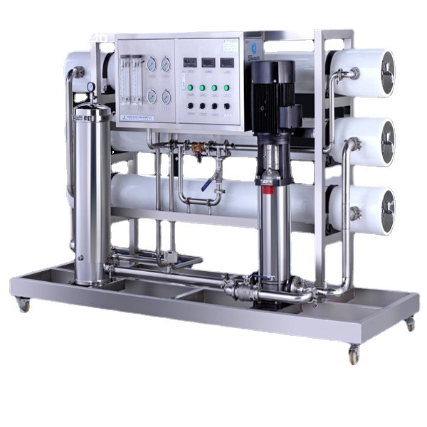 RO����͸ˮ�����豸_���㻯ױƷ��ˮ��׼��ˮ�����豸