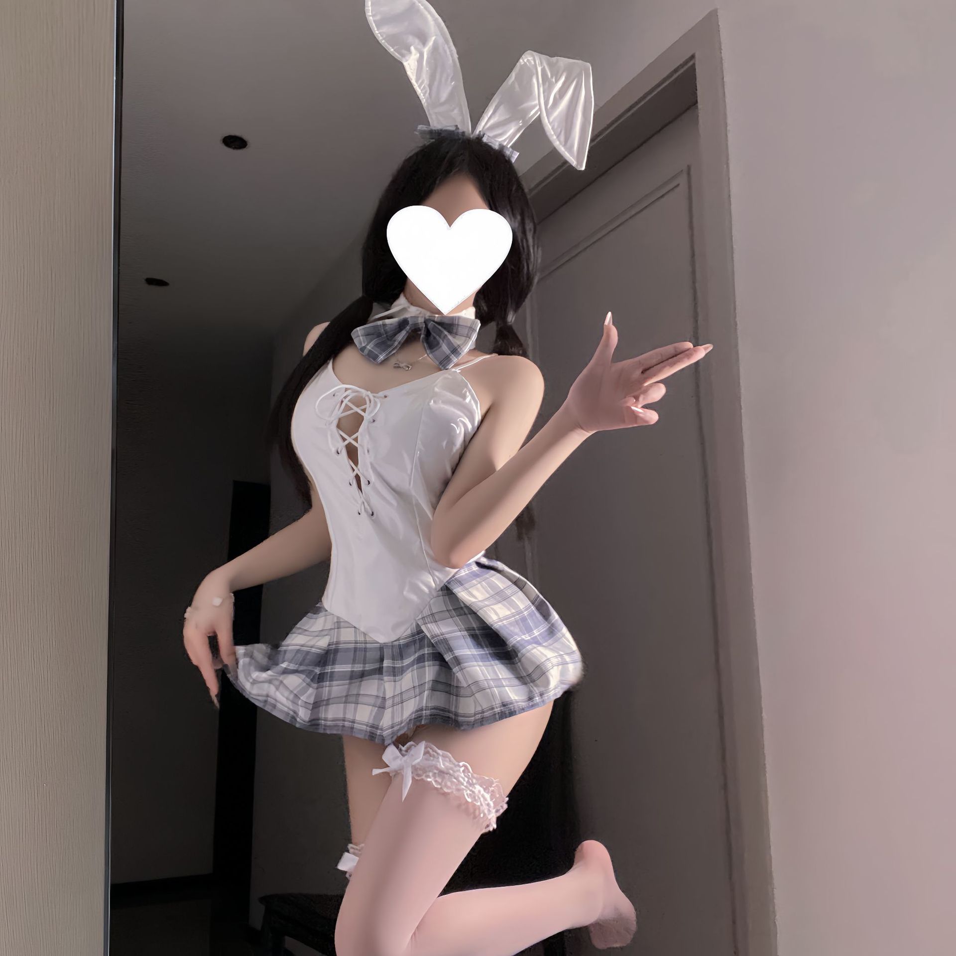 Guanyun Sexy Two-Dimensional Anime Costume Sexy Bunny Girl Patent Leather Uniform Japanese Style Strap Maid Cosplay Suit