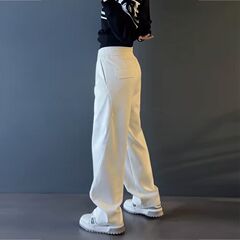 新商品のファッションは男性のカジュアルなズボンに合わせて、ゆったりとしたシンプルな純色の軽い豪華な太ももを積み上げて、ストレートなズボンのファッションブランドの男性です。