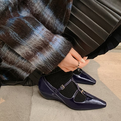 羊漆皮T型瑪麗珍鞋女淺口單鞋 新款純色小方頭異形中跟低幫單鞋女