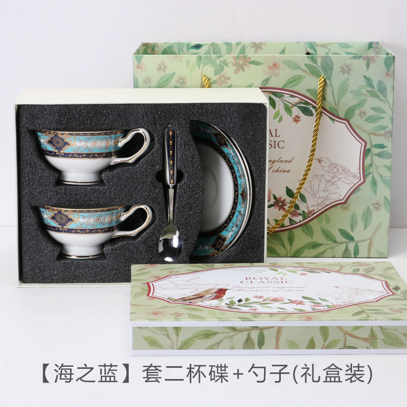Taza de café de porcelana de lujo ligera europea de alta calidad exquisita de estilo británico set de té de la tarde tazas y platos caja de regalo al por mayor