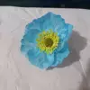 Синяя заколка с маком