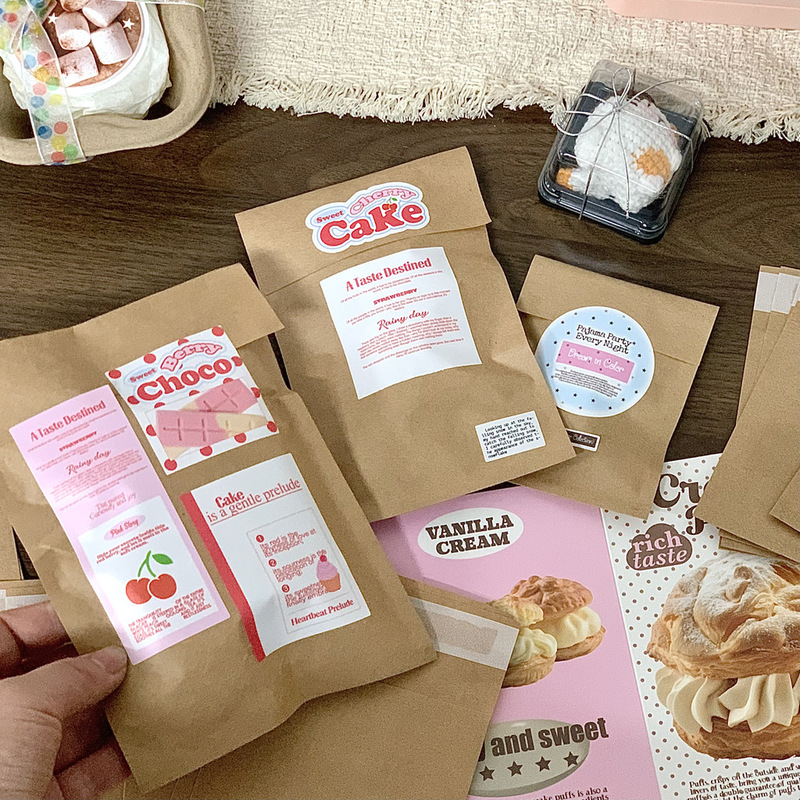 Brown kraft paper self-adhesive bag, ins-style simple gift bag, DIY high-appearance gift packaging bag