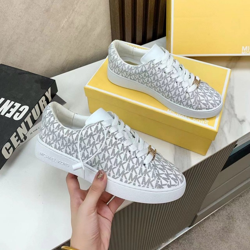High-Quality One-To-One Inner and Outer Full Leather New Comfortable Street Style Fashionable Women's Casual Sneakers Shipped from Guangzhou